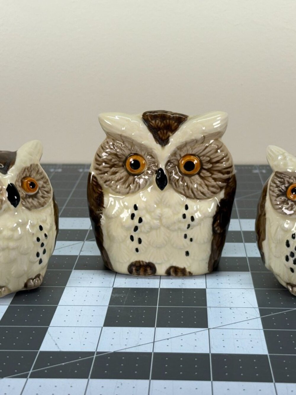 Vintage Mid Century Ceramic Owl 3pc Salt Pepper Shaker Napkin Holder Set Japan